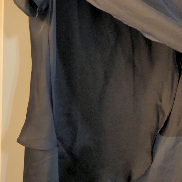 Layered Blouse - Picture 6 of 7